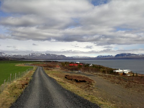 Lago Thingvellir. Local onde o corpo de Agnar foi encontrado. Fonte e para fotos de outras locações utilizadas na obra visite: http://michaelridpath.com/iceland-photo-gallery-1.html#